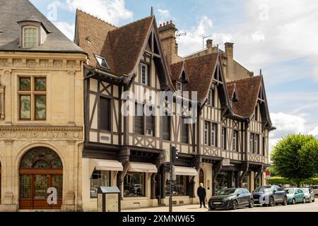 Altes Gebäude an der Rue de l'Arbalete, Reims, Champagne, Frankreich Stockfoto