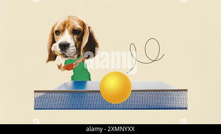 Zeitgenössische Kunstcollage. Konzentriert auf das Spiel steht der Tennisspieler bereit, um einen Ball zu treffen, der vor beigefarbenem Hintergrund zu ihm fliegt. Stockfoto