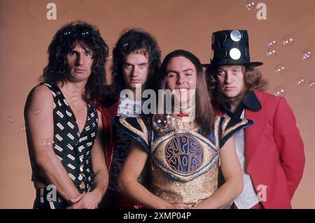 SladeDon Powell , Jimmy Lea , Dave Hill und Noddy Holder 1973 Bild von Roger Bamber Stockfoto