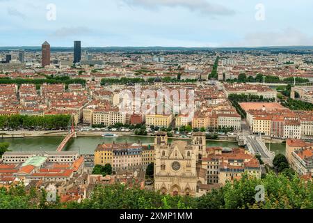 Blick auf die Stadt von der Basilique Notre-Dame de Fourviere, Lyon, Rhone, Frankreich Stockfoto