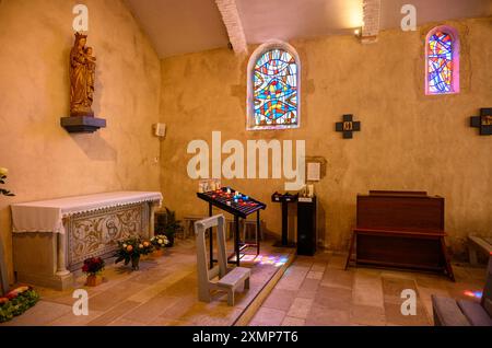 Andernos (Arcachon Bay, Frankreich). Kirche Saint-Eloi Stockfoto