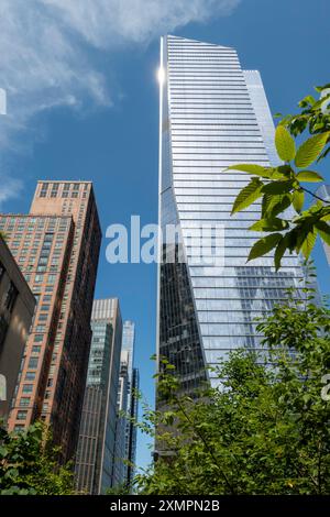 Hudson Yards ist eine private und kommerzielle Gruppe von Wolkenkratzern auf der Westseite von Manhattan 2024 in New York City, USA Stockfoto