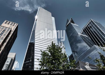 Hudson Yards ist eine private und kommerzielle Gruppe von Wolkenkratzern auf der Westseite von Manhattan 2024 in New York City, USA Stockfoto