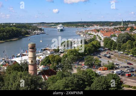 Schleswig-Holstein, Impressionen aus Travemünde, der Hafen , der älteste Leuchtturm Deutschlands. *** Schleswig Holstein, Impressionen aus Travemünde, dem Hafen, dem ältesten Leuchtturm Deutschlands Stockfoto