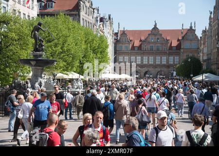 Dlugi Targ (Long Market) in der Hauptstadt im historischen Zentrum von Danzig, Polen © Wojciech Strozyk / Alamy Stock Photo *** Lokale Bildunterschrift *** Stockfoto