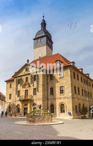 Historisches Rathaus am Marktplatz in Bad Langensalza Stockfoto