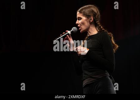 Bar Italia spielt beim Roskilde Festival 2024 Stockfoto