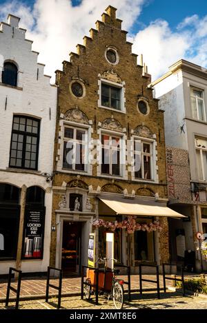 Ziegelstufengiebel in Brügge, Belgien. Stockfoto