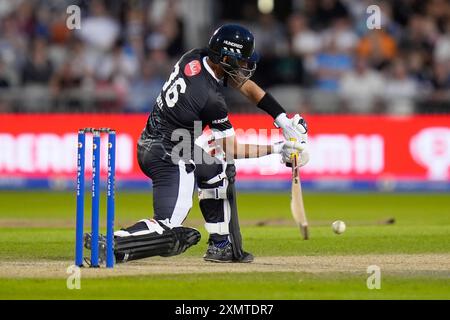 29. Juli 2024; Old Trafford Cricket Ground, Manchester, England; The Hundred Mens Cricket, Manchester Originals gegen Trent Rockets; Sikandar Raza von Manchester Originals in Batting-Action Stockfoto