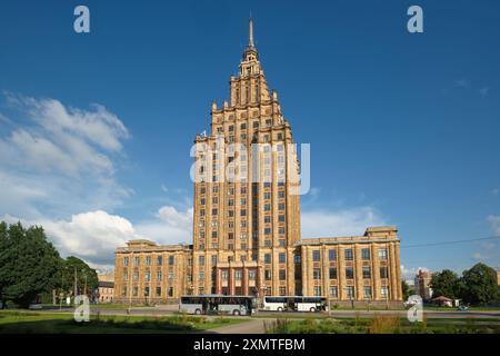 Lettische Touristenattraktion - altes Gebäude der Akademie der Wissenschaften in Riga, Lettland. Stockfoto