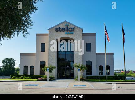 Houston, Texas, USA 06-23-2024: Außenfassade der Stellar Bank. Stockfoto