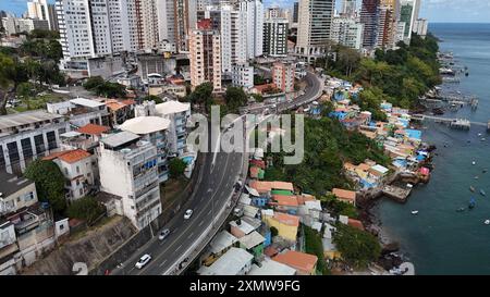 Wohngebäude in salvador salvador, bahia, brasilien - 24. juli 2024: Luftaufnahme von Wohngebäuden im Stadtzentrum von Salvador. SALVADOR BAHIA BRASILIEN Copyright: XJoaxSouzax 240724JOA047 Stockfoto