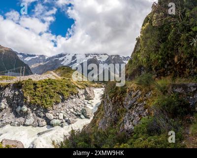 Atemberaubende Ausblicke auf die südlichen Alpen, einschließlich Aoraki Mount Cook, Neuseelands höchstem Gipfel, Hooker Valley Track, Neuseeland Stockfoto