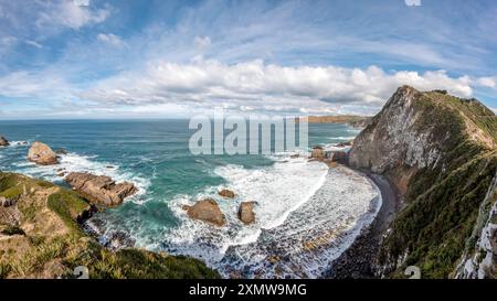 Malerischer Blick auf Nugget Point und Lighthouse, Catlins, Südinsel, Neuseeland Stockfoto