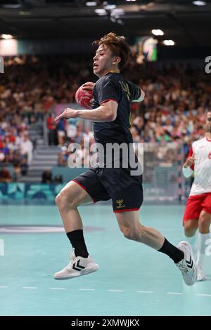 Paris, Frankreich. Juli 2024. Kosuke Yasuhira (JPN) Handball : Vorrunde der Männer Gruppenspiel A zwischen Kroatien und Japan während der Olympischen Spiele 2024 in Paris in der Pariser Süd-Paris-Arena. Quelle: Koji Aoki/AFLO SPORT/Alamy Live News Stockfoto