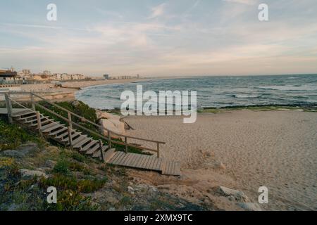 Abend in Buarcos, Stadtpfarrei von Figueira da Foz, Bezirk Coimbra in Portugal. Hochwertige Fotos Stockfoto