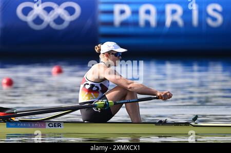 Vaires Sur Marne, Frankreich. 30. Juli 2024. Rudern: Olympische Spiele, Vorspiele, Single Skulls, Frauen, Alexandra Föster in Aktion. Quelle: Sebastian Kahnert/dpa/Alamy Live News Stockfoto