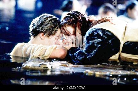 TITANIC 1997 20th Century Fox Film mit Kate Winslet und Leonardo DiCaprio Stockfoto