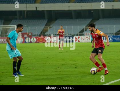 Kalkutta, Indien. 30. Juli 2024. Der Emami Ostbengalen-Fußballverein erzielt einen bequemen Sieg über den indischen Air Force-Fußballverein im 133. IndianOil Durand Cup (Gruppe A-Begegnung) um 3-1 Punkte im VYBK-Stadion. David Lalhlansanga, Dimitrios Diamantakos und Saul Crespo erzielten für EastBengal einen Treffer, während Somananda Singh für das Airforce-Team sorgte. (Foto: Amlan Biswas/Pacific Press/SIPA USA) Credit: SIPA USA/Alamy Live News Stockfoto