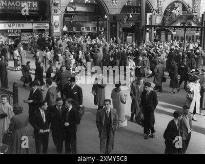 LIVERPOOL ST PENDLER Stockfoto