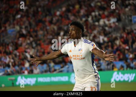 Toronto, ON, Kanada, 25. Mai 2024, S Santos #17 feiert sein Tor beim Major League Soccer Spiel zwischen Toronto FC und FC Cincinnati im BMO Field. Stockfoto