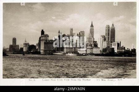 Panoramablick auf Manhattan - Lower New York vom Hafen Stockfoto