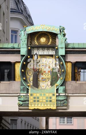 Wien, Österreich - Ankeruhr von Franz von Matsch Stockfoto