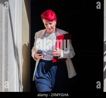 Downing Street, London, Großbritannien. 30. Juli 2024. Die Minister der Regierung auf der letzten Kabinettssitzung vor der Sommerpause. RT Hon Louise Haigh, Abgeordneter, Staatssekretär für Verkehr, Abfahrt. Quelle: Malcolm Park/Alamy Live News Stockfoto