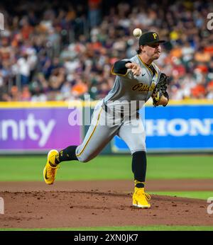 Houston, Texas, USA. Juli 2024. Pirates Starting Pitcher PAUL SKENES (30) wirft am Montag einen Platz im Minute Maid Park in Houston, Texas. (Kreditbild: © Domenic Grey/ZUMA Press Wire) NUR REDAKTIONELLE VERWENDUNG! Nicht für kommerzielle ZWECKE! Stockfoto