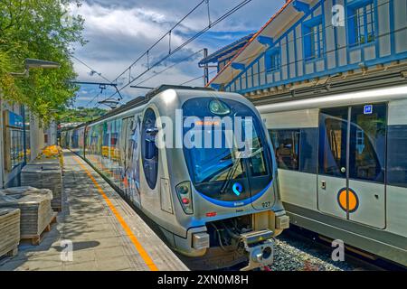 Euskotren Zugverbindung zwischen Donostia-San Sebastian und Bilbao in Nordspanien. Stockfoto