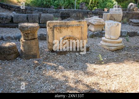 Banias oder Banyas – ist ein Ort auf den Golanhöhen in der Nähe einer natürlichen Quelle, die einst mit dem griechischen Gott Pan in Verbindung gebracht wurde. Sie war seit 2.000 Jahren bewohnt. Stockfoto