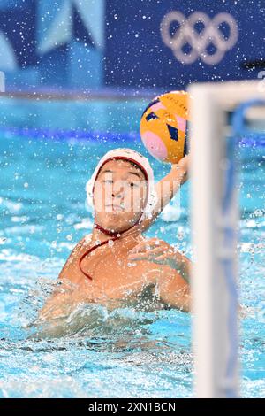 10 INABA Yusuke (JPN), Japan (JPN) vs France (FRA) Wasserpolo Männer Vorrunde Gruppe B in den Acquatic Centers, während der Olympischen Spiele 2024 in Paris, 30. Juli 2024, Paris, Frankreich. Quelle: Enrico Calderoni/AFLO SPORT/Alamy Live News Stockfoto