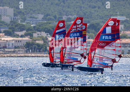 Marseille, Frankreich. 30. Juli 2024. Sylvain Rostaing/Le Pictorium - Olympische Segelspiele Marseille Dienstag, 30. Juli - 30. Juli 07/2024 - Frankreich/Provence-Alpes-Cote d'Azur/Marseille - Olympische Segelspiele Marseille Dienstag Juli 30 hier Französin Helene Noesmoen in IQ-Folie Credit: LE PICTORIUM/Alamy Live News Stockfoto