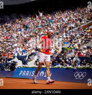 Paris, Frankreich. Juli 2024. Rafael Nadal (ESP) Paris Olympische Spiele 2024 Novak Djokovic (SRB) - Rafael Nadal (ESP) Männer Singles zweite Runde Tennis Philippe Chatrier Serbien - Spanien Olympische Spiele 29.07.2024 Credit: Moritz Muller/Alamy Live News Stockfoto