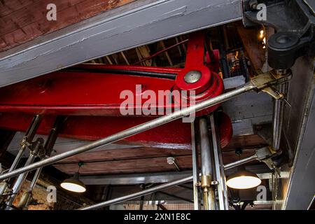 Nahaufnahme des Crofton-Beam-Triebwerks im Kennet- und Avon-Kanal-Pumpwerk Stockfoto