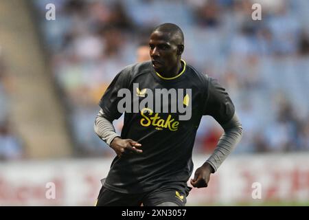 Abdoulaye Doucoure (16 Everton) während des Vorsaison-Freundschaftsspiels zwischen Coventry City und Everton in der Coventry Building Society Arena, Coventry am Dienstag, den 30. Juli 2024. (Foto: Kevin Hodgson | MI News) Credit: MI News & Sport /Alamy Live News Stockfoto