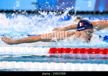 Paris, Frankreich. 30. Juli 2024. Leon Marchand von Frankreich tritt am 30. Juli 2024 im Halbfinale der schwimmenden 200-m-Butterfly-Männer bei den Olympischen Spielen 2024 in Paris an. Quelle: Insidefoto di andrea staccioli/Alamy Live News Stockfoto