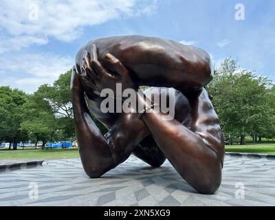 Die Embrace-Skulptur im Boston Common zu Ehren von Dr. Martin Luther King und seiner Frau Coretta Scott King. Stockfoto