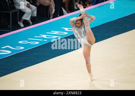 Paris, Frankreich. 30. Juli 2024. Angela Andreoli (ITA), künstlerische Turnen, Finale des Frauenteams während der Olympischen Spiele Paris 2024 am 30. Juli 2024 in der Bercy Arena in Paris, Frankreich - Foto Baptiste Autissier/Panorama/DPPI Media Credit: DPPI Media/Alamy Live News Stockfoto