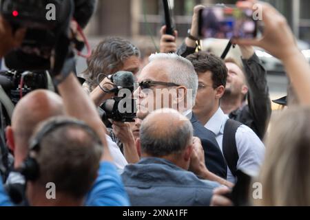 London, Großbritannien. 31. Juli 2024. Huw Edwards kommt am Westminster Magistrates' Court an, wo er angeklagt wird, unanständige Fotos von Kindern gemacht zu haben. Quelle: Justin Ng/Alamy Live News. Stockfoto