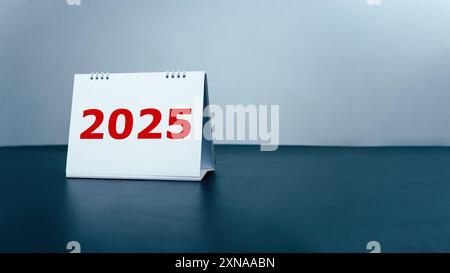 2025 Happy New Year Hintergrund, Setup Ziel Ziel Ziel Geschäftskosten und Budgetplanung Neujahrskonzept, Jahreswechsel von 2024 auf 2025, ändert sich Stockfoto
