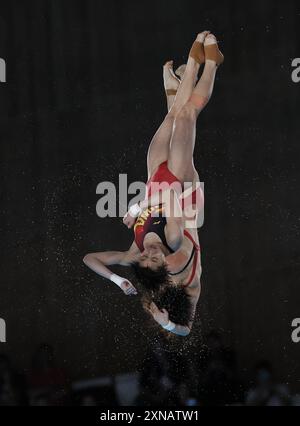 Saint Denis, Frankreich. 31. Juli 2024. Chen Yuxi/Quan Hongchan (Front) aus China treten am 31. Juli 2024 beim synchronisierten 10-m-Plateau-Finale der Frauen bei den Olympischen Spielen 2024 in Saint Denis in der Nähe von Paris an. Quelle: Li Ying/Xinhua/Alamy Live News Stockfoto
