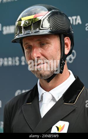 Paris, Fra. 31. Juli 2024. Belgien Domien Michiels wurde nach dem Ritt im Dressurwettbewerb bei den Olympischen Sommerspielen 2024 in Paris am 31. Juli 2024 in Versailles interviewt. (Foto: Anthony Behar/SIPA USA) Credit: SIPA USA/Alamy Live News Stockfoto