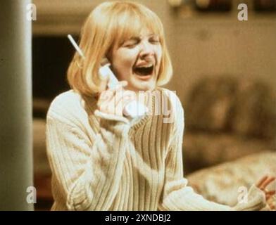 SCREAM 1996 Dimension Films Production mit Drew Barrymore als Highschool-Schüler Casey Becker Stockfoto