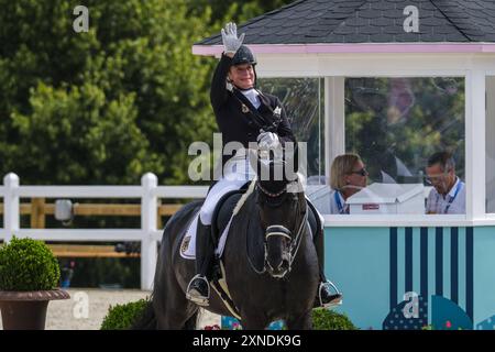 Isabell WERTH reitet WENDY DE FONTAINE, Pferdesport, Dressurteam und Individual Grand Prix während der Olympischen Spiele Paris 2024 am 31. Juli 2024 im Chateau de Versailles in Versailles, Frankreich Stockfoto