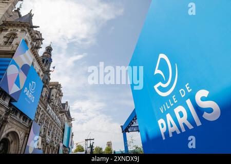 GENIESSEN SIE DIE OLYMPISCHEN SPIELE IN PARIS Stockfoto