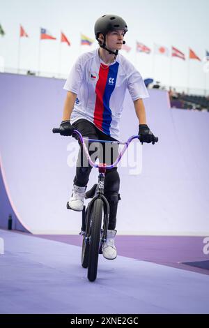 Iveta Miculycova aus Tschechien tritt am 31. Juli 2024 im BMX Freestyle Park-Finale der Olympischen Spiele in Paris an. (CTK Stockfoto