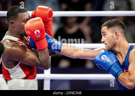 Paris, Frankrig. 31. Juli 2024. Nikolai Terteryan, Dänemark spielt gegen Makan Traore, Frankreich, in den 71 kg. Kurs bei den Olympischen Spielen in Paris Mittwoch, 31. Juli 2024. (Foto: Mads Claus Rasmussen/Ritzau Scanpix) Credit: Ritzau/Alamy Live News Stockfoto