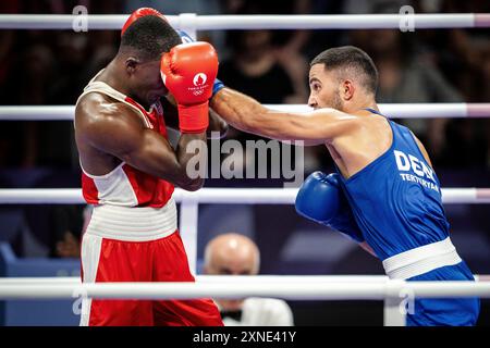 Paris, Frankrig. 31. Juli 2024. Nikolai Terteryan, Dänemark spielt gegen Makan Traore, Frankreich, in den 71 kg. Kurs bei den Olympischen Spielen in Paris Mittwoch, 31. Juli 2024. (Foto: Mads Claus Rasmussen/Ritzau Scanpix) Credit: Ritzau/Alamy Live News Stockfoto