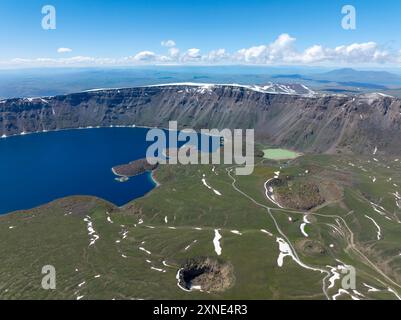 Der Nemrut Lake ist der zweitgrößte Kratersee der Welt und der größte in der Türkei. Stockfoto